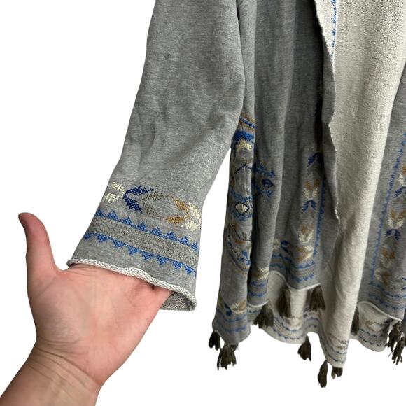 Ivy Jane Gray Embroidered Hood Tassel Cardigan L Boho Western Southwestern Chic - Picture 2 of 7